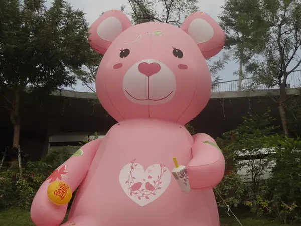 1021124[禮官三小愛台灣]2013泰迪熊台中樂活嘉年華即將在台中秋紅谷廣場熊霸天下引爆熊熊的原力與可愛