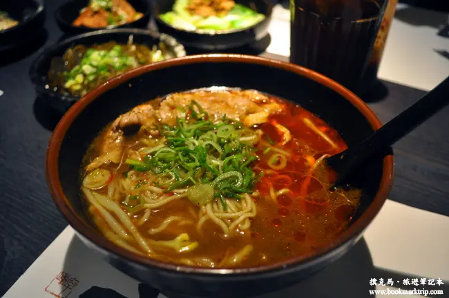 挑戰極緻的太初麵食麻辣麵