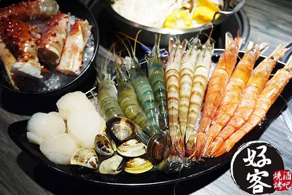 ◆台北東區【好客燒烤酒吧-台北忠孝店】658&888火烤吃到飽！東區燒烤酒吧。火鍋。燒烤吃到飽。捷運忠孝復興美食