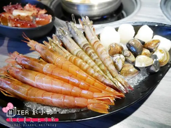 【食記】台北東區 好客酒吧燒烤  高空夜景火烤兩吃 中秋烤肉好去處 邊吃美食邊看美景 