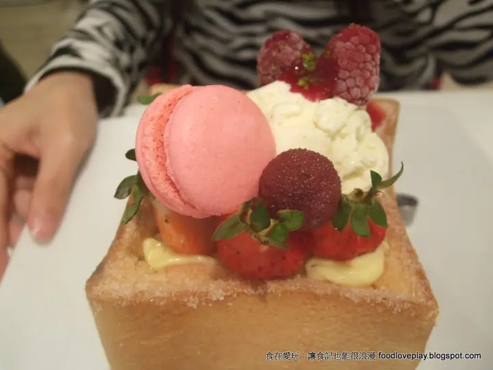 台北-Dazzling Cafe-蜜糖吐司