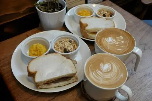  ♡ 新竹食 ♡ 舊是經典咖啡館