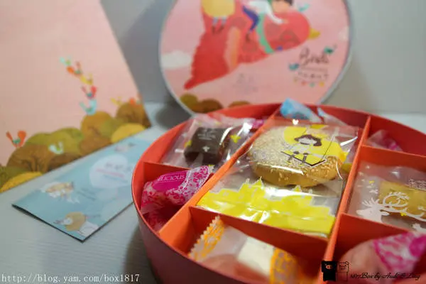 【宅配】四月南風。精緻西點滋味。新年禮盒。宅配體驗