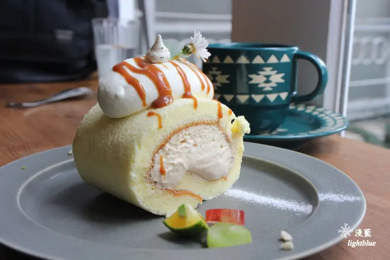 嘉義美食：淺藍 × Come home 咖啡漫步～甜點控必收，白色老宅的美味甜點