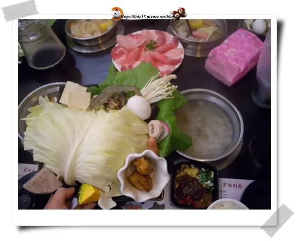 牛奶糖涮涮鍋 豬肉鍋又特價100元啦