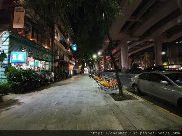 台北市松山區-庄頭豆花担