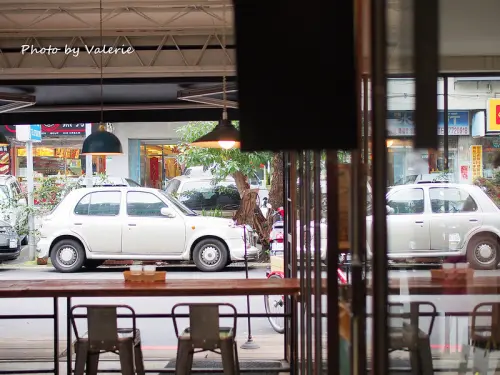 【台北 Taipei】東區咖啡店美好年代下午茶  經典的珍奶鬆餅