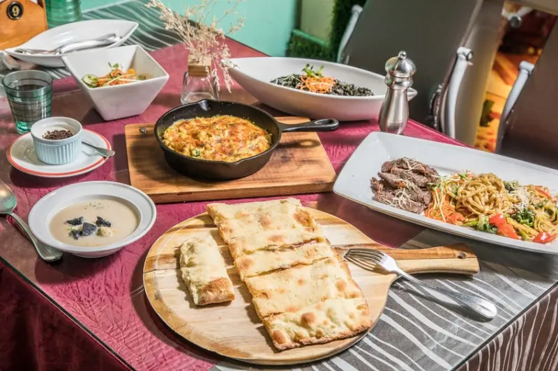 [宜蘭羅東]宜蘭美食推薦，平價美食小確幸，吃好料真的不用花大錢！威尼斯義大利麵工坊 