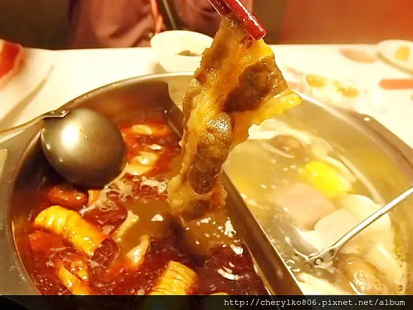 【台北大安】頂極麻辣火鍋~滿堂紅仁愛旗艦店