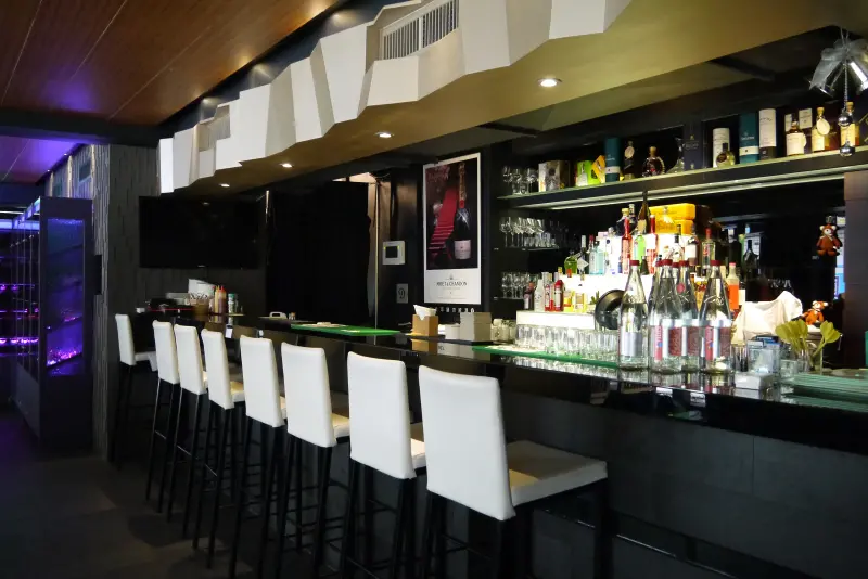 宜蘭羅東-DOM 動 美式餐廳酒吧