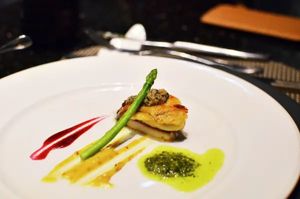 『台中||南屯』結合法式元素奢華鐵板料理-凱焱鐵板燒 “愛評體驗團”        
      