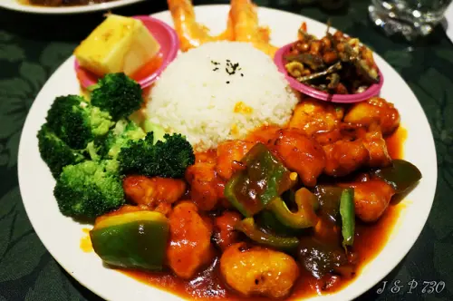 台北 捷運士林站 埃及傳說~老闆請幫我加飯