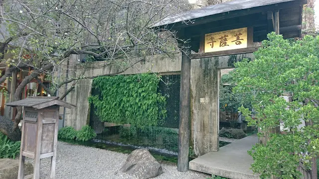 台中大里。菩薩寺。尋找心靈的沉靜