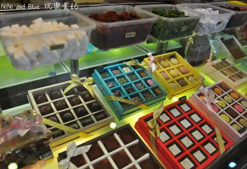 【南投】munich慕尼黑巧克力工坊，巧克力專賣店情人節送禮。微熱山丘。猴探井。天空之橋。赤腳精靈附近