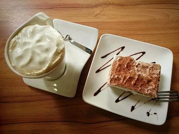 在光 十號咖啡，品嚐來自克羅埃西亞的異國風情~