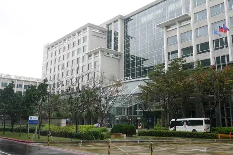 【住宿分享】台北諾富特華航桃園機場飯店,親子住宿推薦,健身房、泳池、SPA、三溫暖