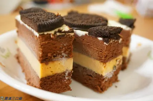 【初體驗】焦糖太妃布朗尼 (85度C甜點)@創意十足的日法結合 豐富口感在嘴裡就是超HAPPY