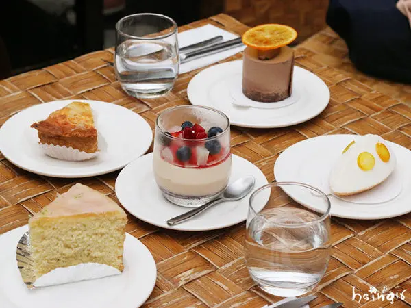 【食記】台北*東區/信義安和。Le Ruban Pâtisserie-法朋烘焙甜點坊*人氣法式甜點 老奶奶檸檬蛋糕 生乳捲蛋糕捲 珠寶盒 捷運信義線美食 生日蛋糕推薦 禮盒