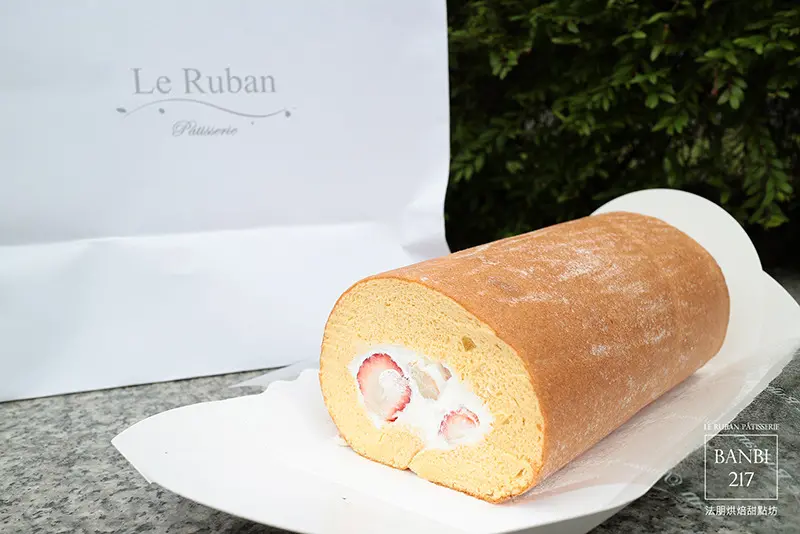 [Le Ruban Pâtisserie 法朋法式烘焙甜點坊]令人瘋狂的排隊好吃蛋糕,草莓季推出草莓蛋糕捲、草莓塔、草莓蛋糕(捷運信義線信義安和站美食與下午茶)