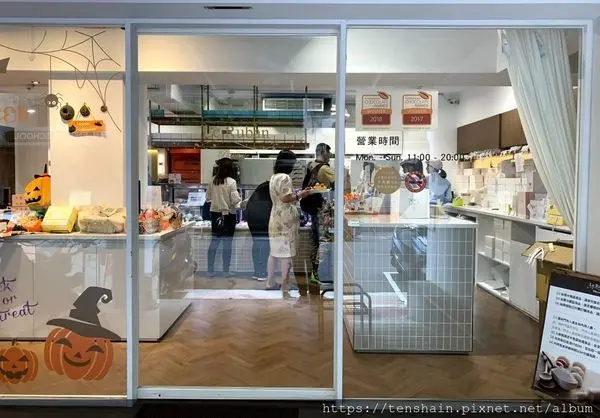 [台北美食][生日蛋糕]再訪Le Ruban Pâtisserie 法朋烘焙甜點坊~吃上癮了嗎？