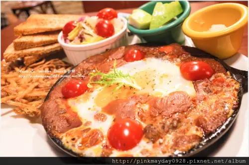 ✿高雄✿ (試) 復古美式風格早午餐廳 餐點超級無敵多樣化選擇 招牌料理紅酒牛尾烤蛋好吃推薦 ➜ Michino Diner米奇諾美式早午餐(民族店)
