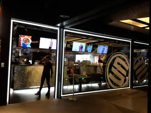 [西門] Stage Cafe by Light House～潮店也可以吃泡麵