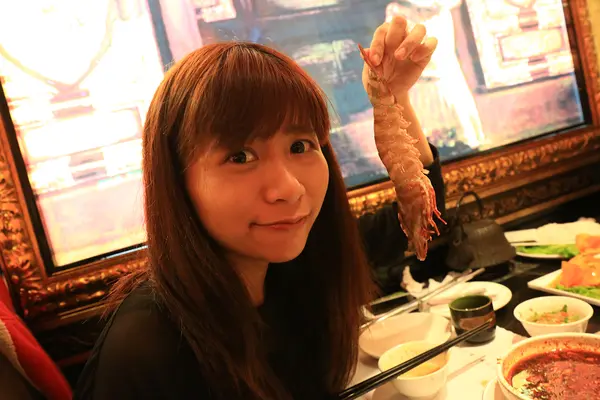 想吃請排隊！味在四川、吃在台灣【老四川巴蜀麻辣燙】