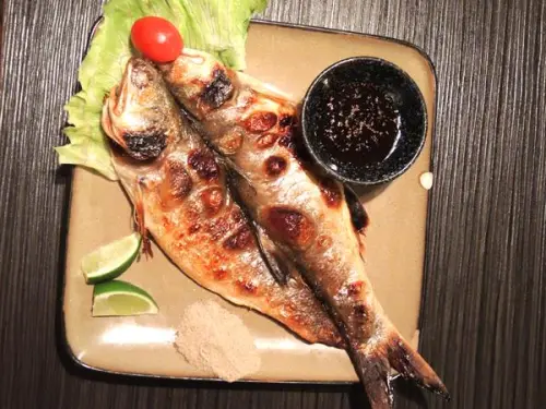 台北南京復興站)老貳樓長安店- 居酒屋也有賣麵疙瘩 !?