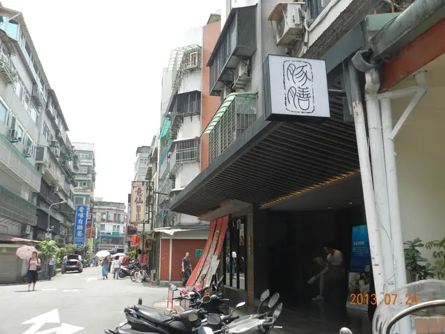 【台北東區試吃-豚膳】超道地的鹿兒島黑豚鍋