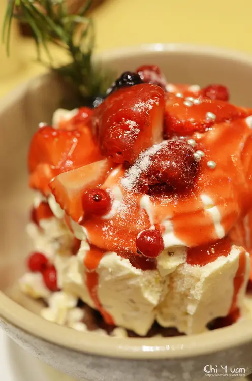 [台北]微風本館Afternoon Tea。聖誕限定午茶，莓果杯中杯