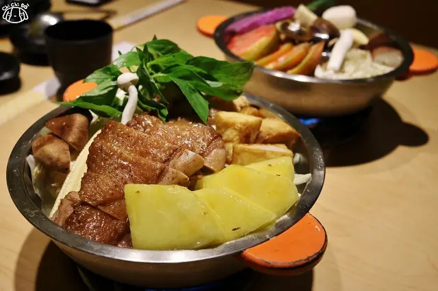 【新北板橋．江子翠站】鬼椒一番鍋（板橋總店）-個人火鍋．麻辣鍋．特色起司牛奶鍋