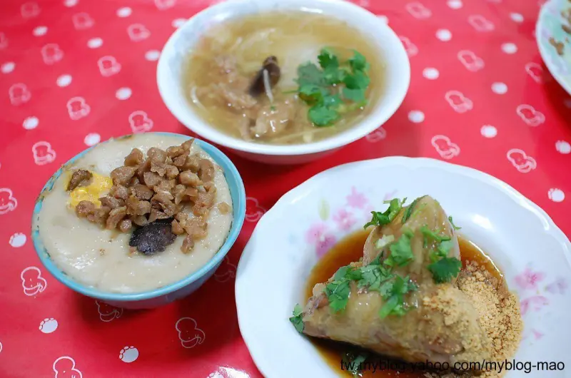 屏東阿足碗粿肉粽