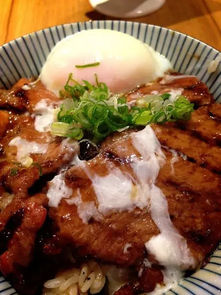 [大安] 燒肉丼食堂，夜市旁的美味丼飯