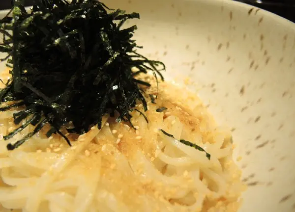 台北忠孝敦化)穗科手打烏龍麵 -在東區平價吃有生命力的手打烏龍麵