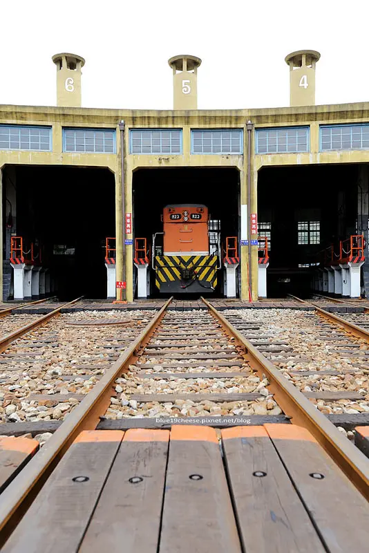 【彰化景點】扇形車庫 - 彰化一日輕旅行.全國僅存扇形車站的休憩旅館