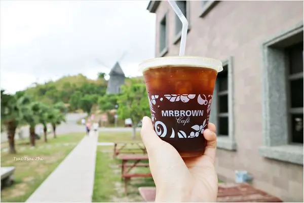 [宜蘭頭城]金車伯朗頭城城堡(咖啡一館)|午後來山上喝杯伯朗冰咖啡，欣賞絕佳海景