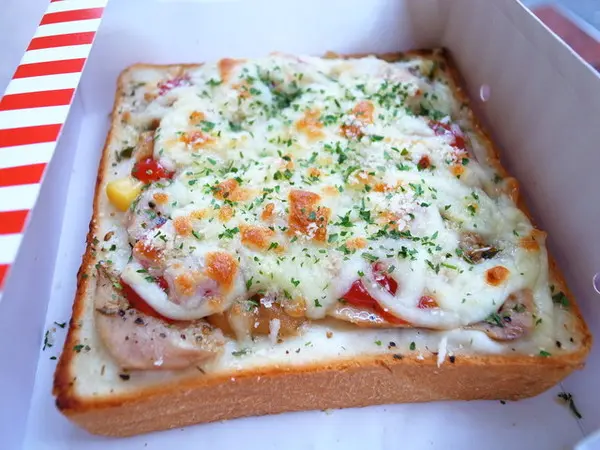 <新北|永和>可愛吐司新據點~新品上市! 2gether(永和店)        
      