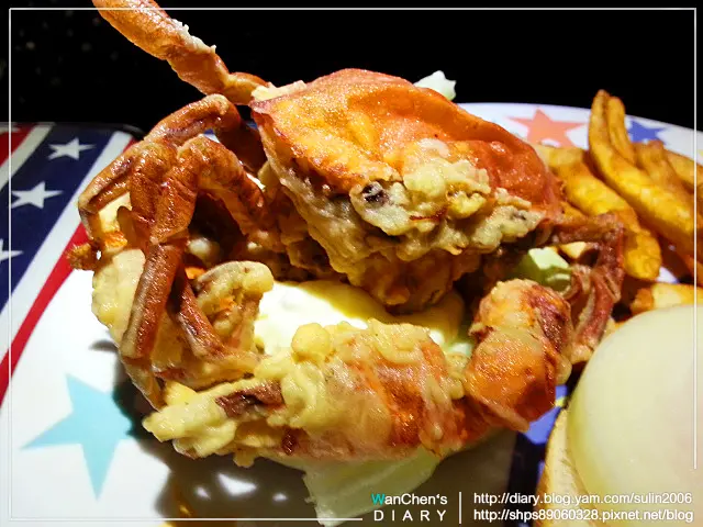 [食記] 2訪 WORTHY活西美式餐飲 軟殼蟹漢堡 德國煙燻豬腳 鮭魚潛艇堡 雙重乳酪牛肉漢堡