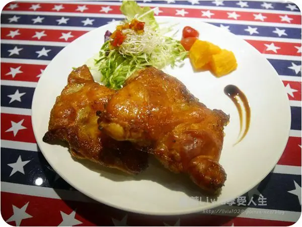 美食。餐廳│ 新北板橋區 新埔捷運站 WORTHY活西美式餐飲 無骨牛小排/活西嫩煎雞腿排 朋友家人聚餐好選擇 球賽直播餐廳 ❤跟著Livia享受人生❤