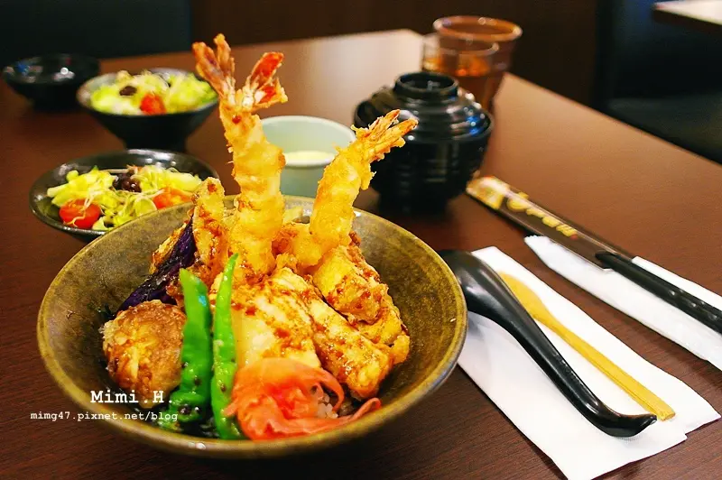 【高雄美食】隱身在住宅區中的日式食堂，很道地唷~ 我在「戶谷川和食處」