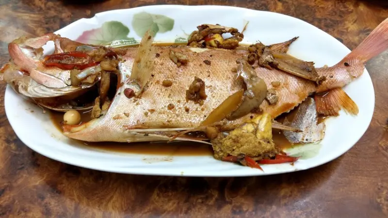 台南美食｜中西區｜魚壽司｜菜市場裡的深夜食堂
