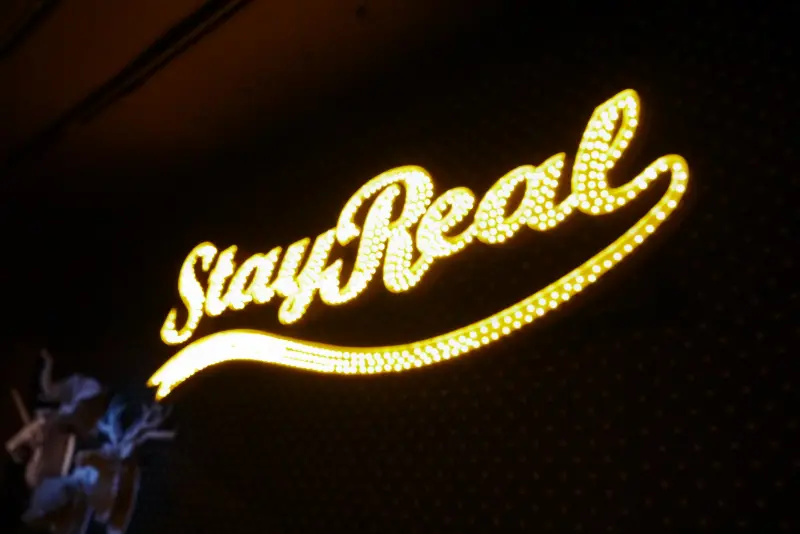 台北東區-StayReal Cafe(五月天陳宗才阿信的店)