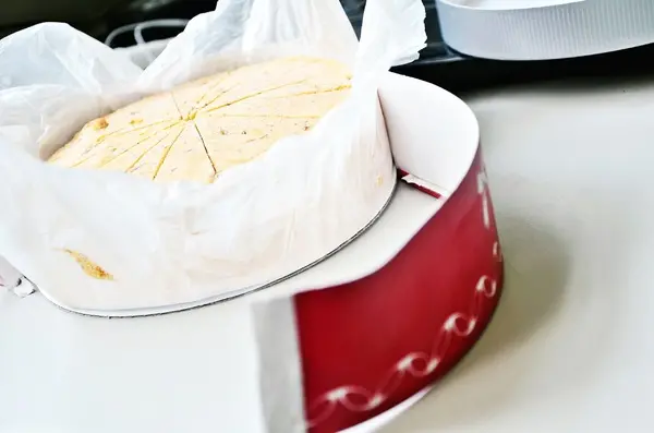 第一次吃就愛上,你有吃過黑胡椒鹹乳酪蛋糕嗎!？ -- 雄爸鴉片坊