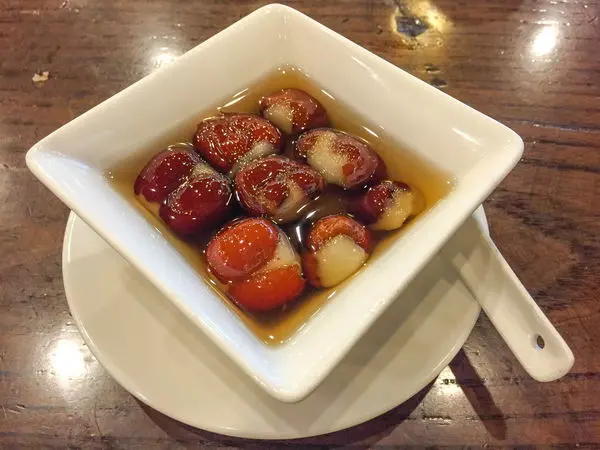 點水樓 - 銀彈充足才好上門啊