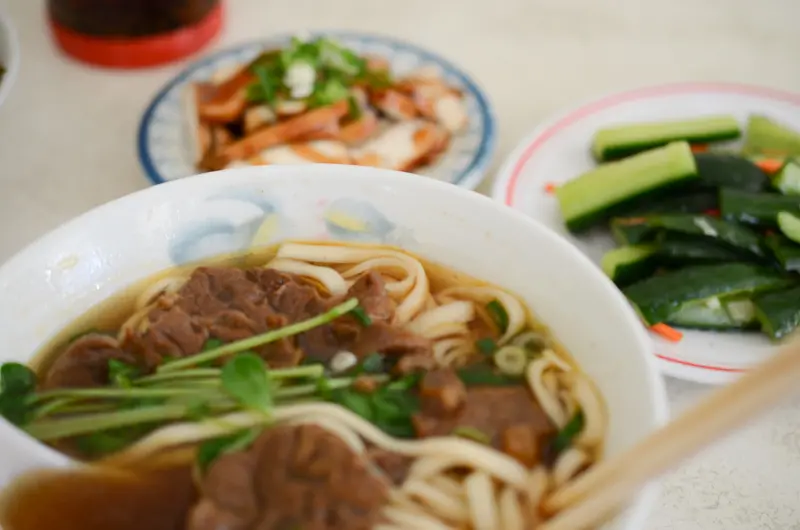 桃園市區 [一家牛肉麵] 牛肉麵只要65元