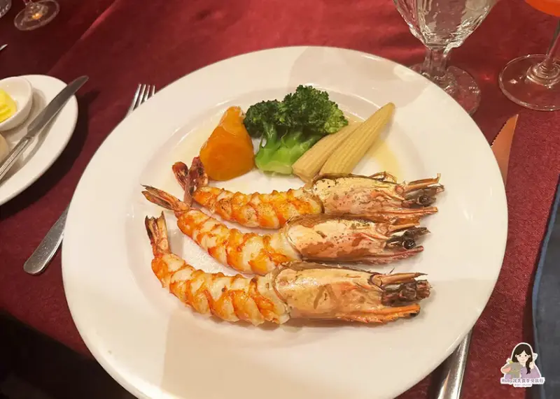 【台北美食】沾美西餐廳附菜單，自助提供沙拉、蛋糕、水果，當月