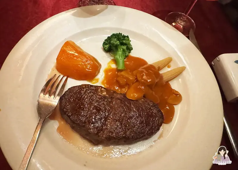 【台北美食】沾美西餐廳附菜單，自助提供沙拉、蛋糕、水果，當月