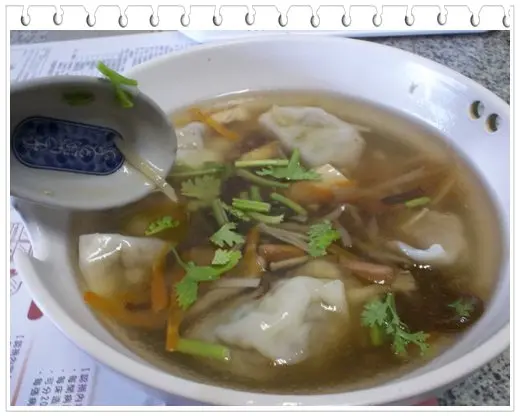 玉林素食店  近羅東運動公園 生意不錯