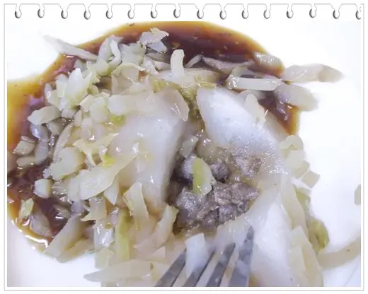 無名肉圓 在加州牛排對面