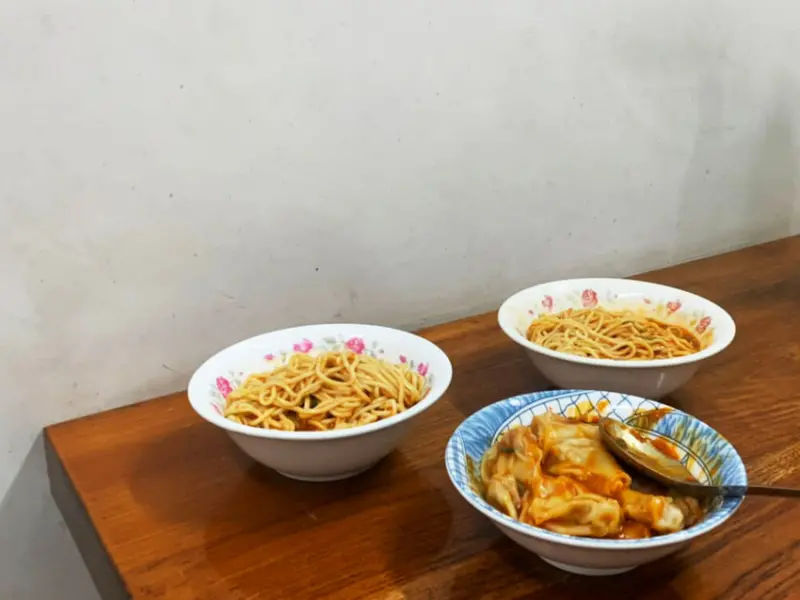 【宜蘭美食】羅東。南陽香辣麵｜羅東在地推薦必吃古早味麵攤，香辣到讓人回味無窮